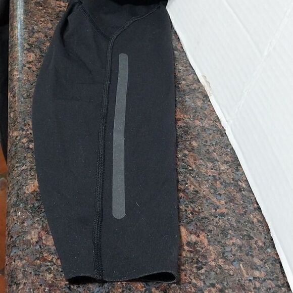 LuLuLemon Tights/Yoga Pant...SIZE S - Picture 7 of 8